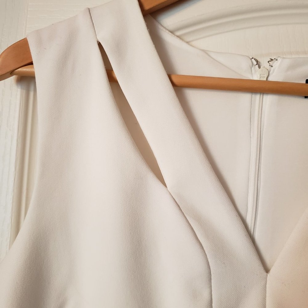 Ivory fit and flare dress - Picture 2 of 4